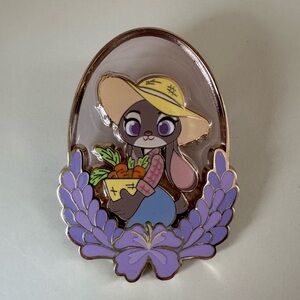 Disney Zootopia Judy Hopps Flower Frame Pin